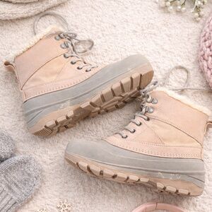 Target Kids Boots with Faux Fur in Tan and Gray